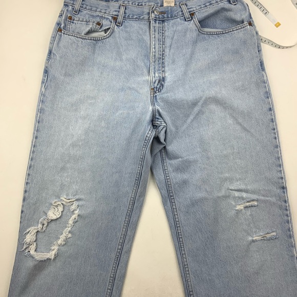 Vintage Levi’s 550 High Waist wedgie fit Jeans - Picture 5 of 9